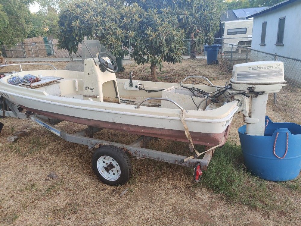 13 Ft Center Console Boat