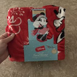 Disney Minnie Mouse Travel Blanket Red New 
