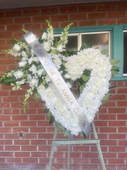 Arreglos Florales Para Funeral O Cualquier Ocacion