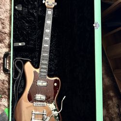 Fender Maverick Dorado 