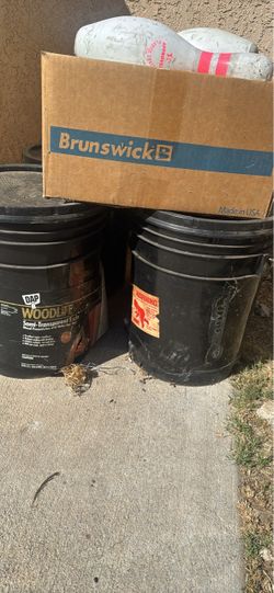 Paint buckets