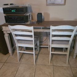  Realyn Style Traditional Wall Desk And Chairs  Great  Condition Like New