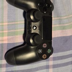 PlayStation 4 Controller