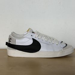 Nike Blazer Low '77 Jumbo White Black Sneakers DN2158-101 Men’s Size 10.5
