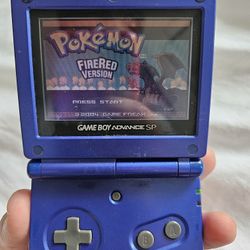 Gameboy Advance w/ Fire Red