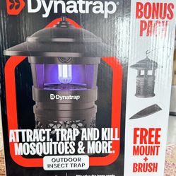 Dynatrap 1/2 Acre LED Outdoor Insect Trap New Version Cleaning Brush&Hook New 