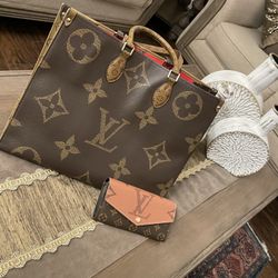 Bag And Matching Wallet 