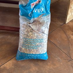 25 Pounds Of Aquarium Gravel