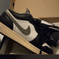 air jordan 1 low black grey and white