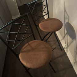 Foldable 2 Bar Stools