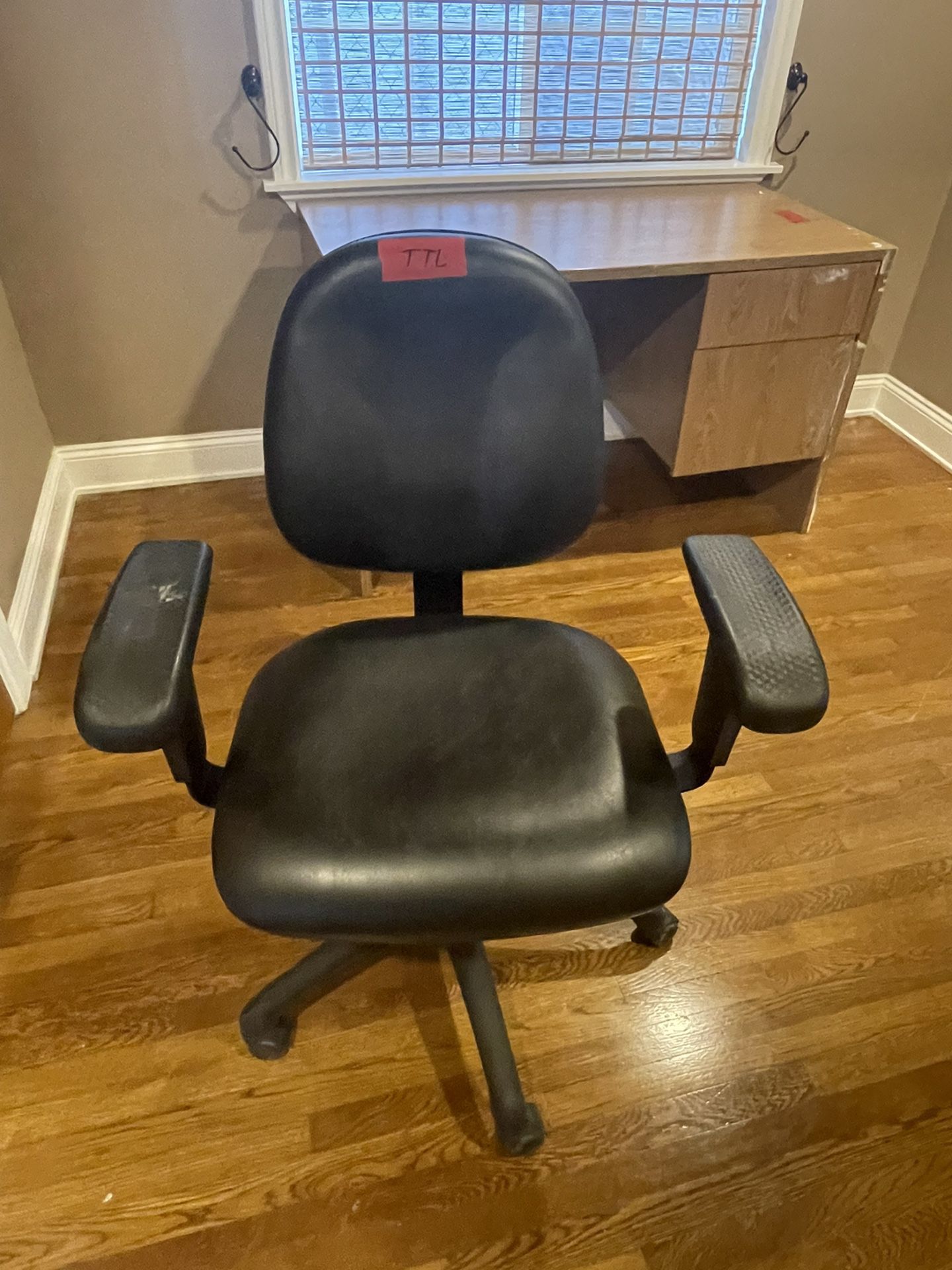 Used Office Chairs 