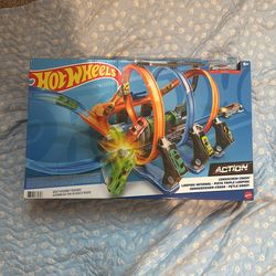 Hot Wheel Corkscrew Crash