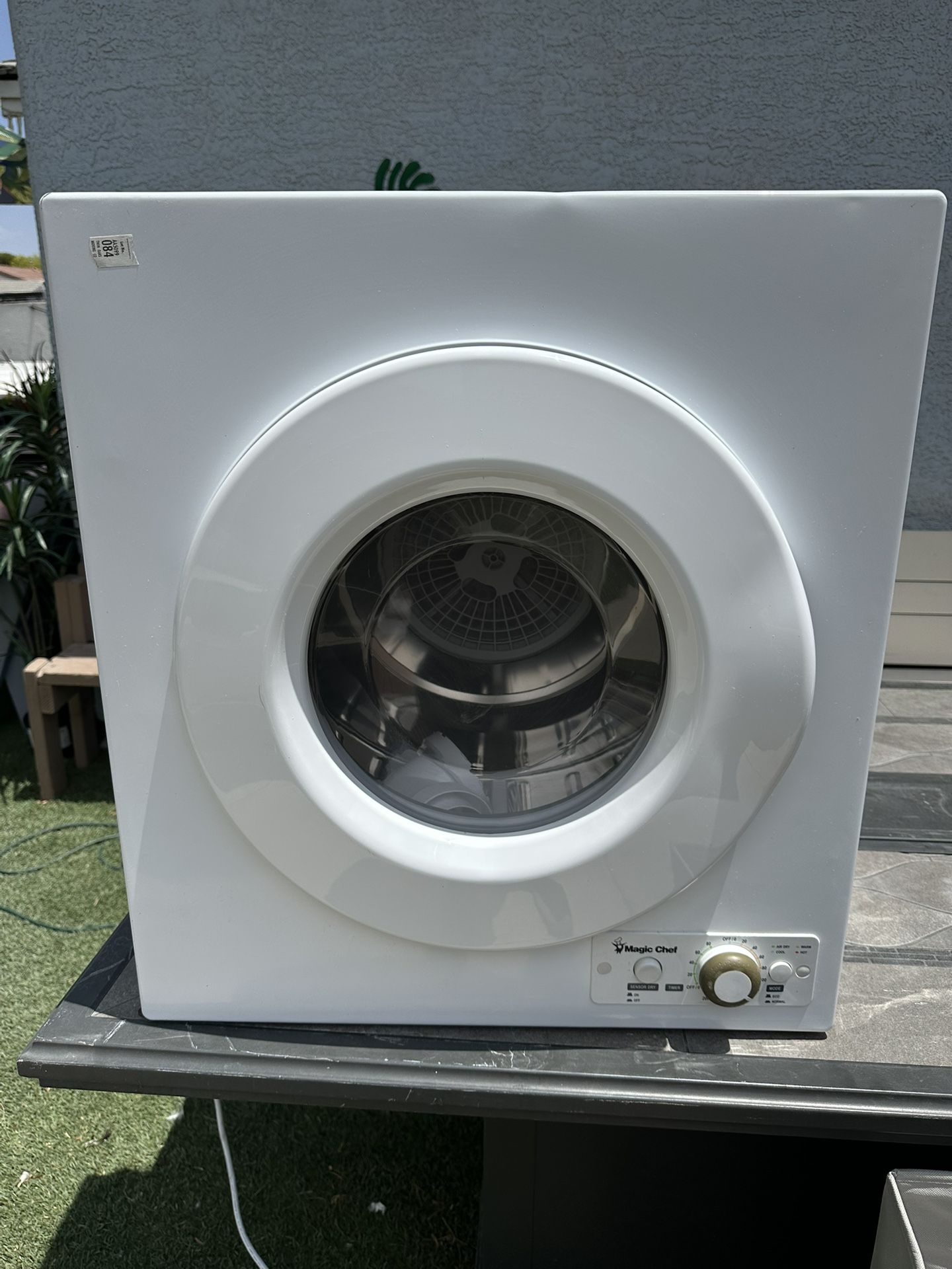 Magic Chef 2.6 cu. ft. White Compact Electric Dryer $100 Firm