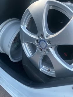 MERCEDES BENZ RIMS 19”