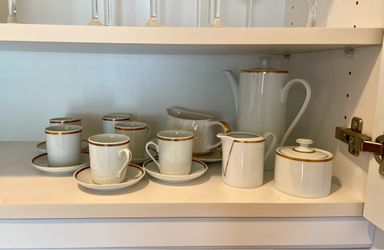 10 piece tea/coffee set