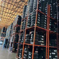 235 55 18 New Tires Set 