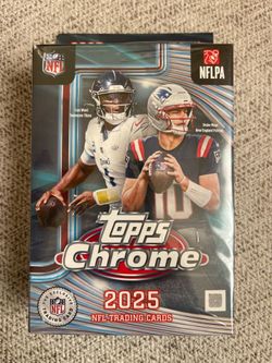 2025 Topps Chrome Football Hanger