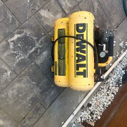 Dewalt Compressor