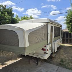 2001 Heritage Pop Up Camper 