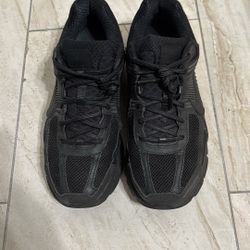 Nike Zoom Vomero 5