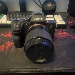Sony A7 III Mirrorless Full Frame Camera + Accessories 