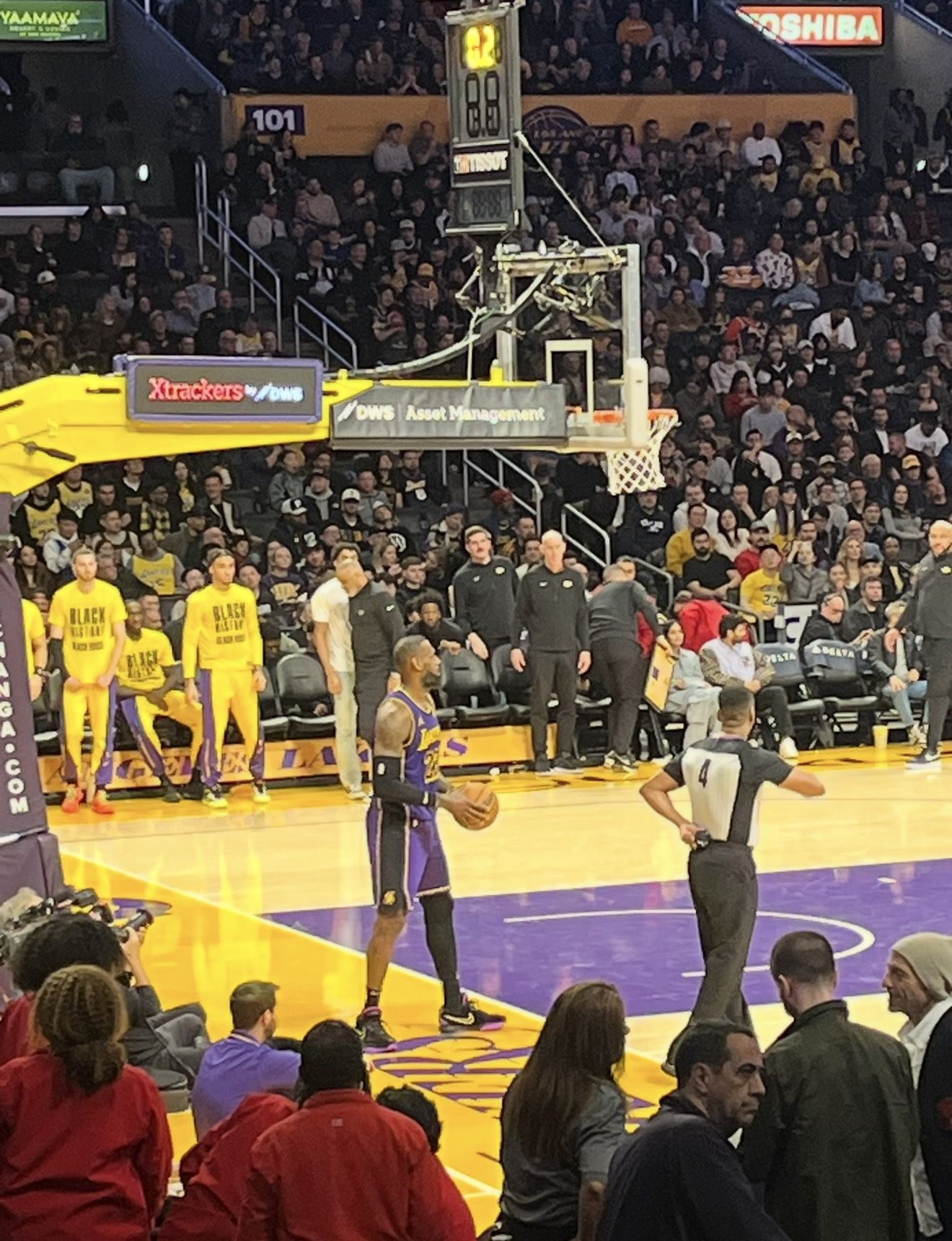 Lakers v San Antonio Spurs Tonight! 11/5 Lower Level Amazing Seats 