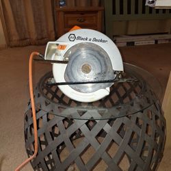 Black And Decker Corded Saw