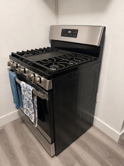 Stainless steel stove