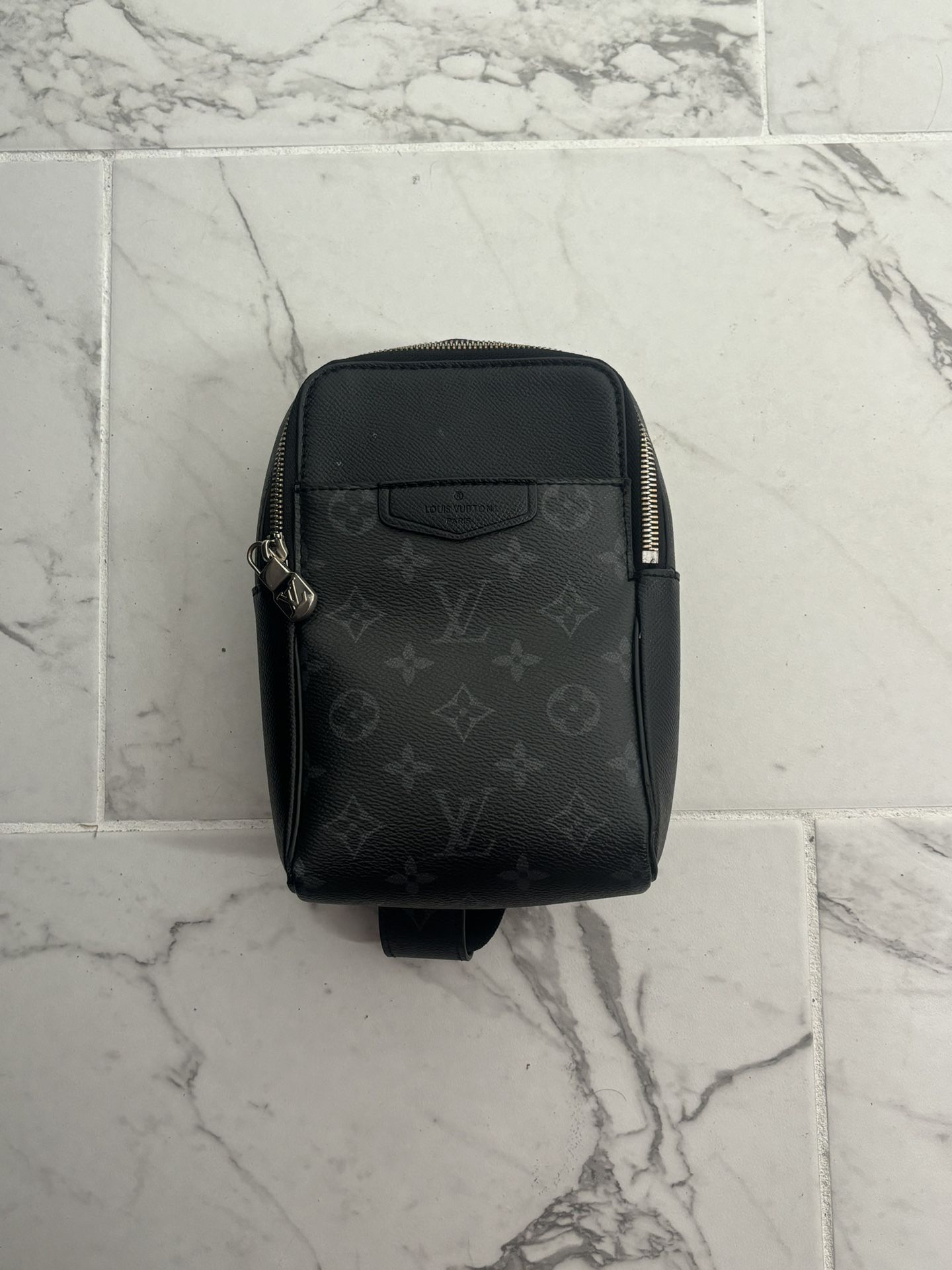 Crossbody Authentic Louis Vuitton bag