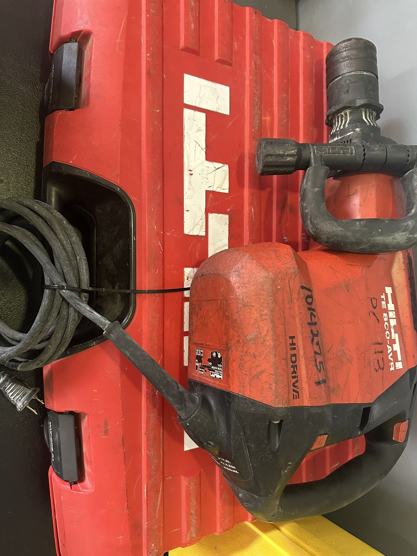 25 pound demolition hammer Hilti