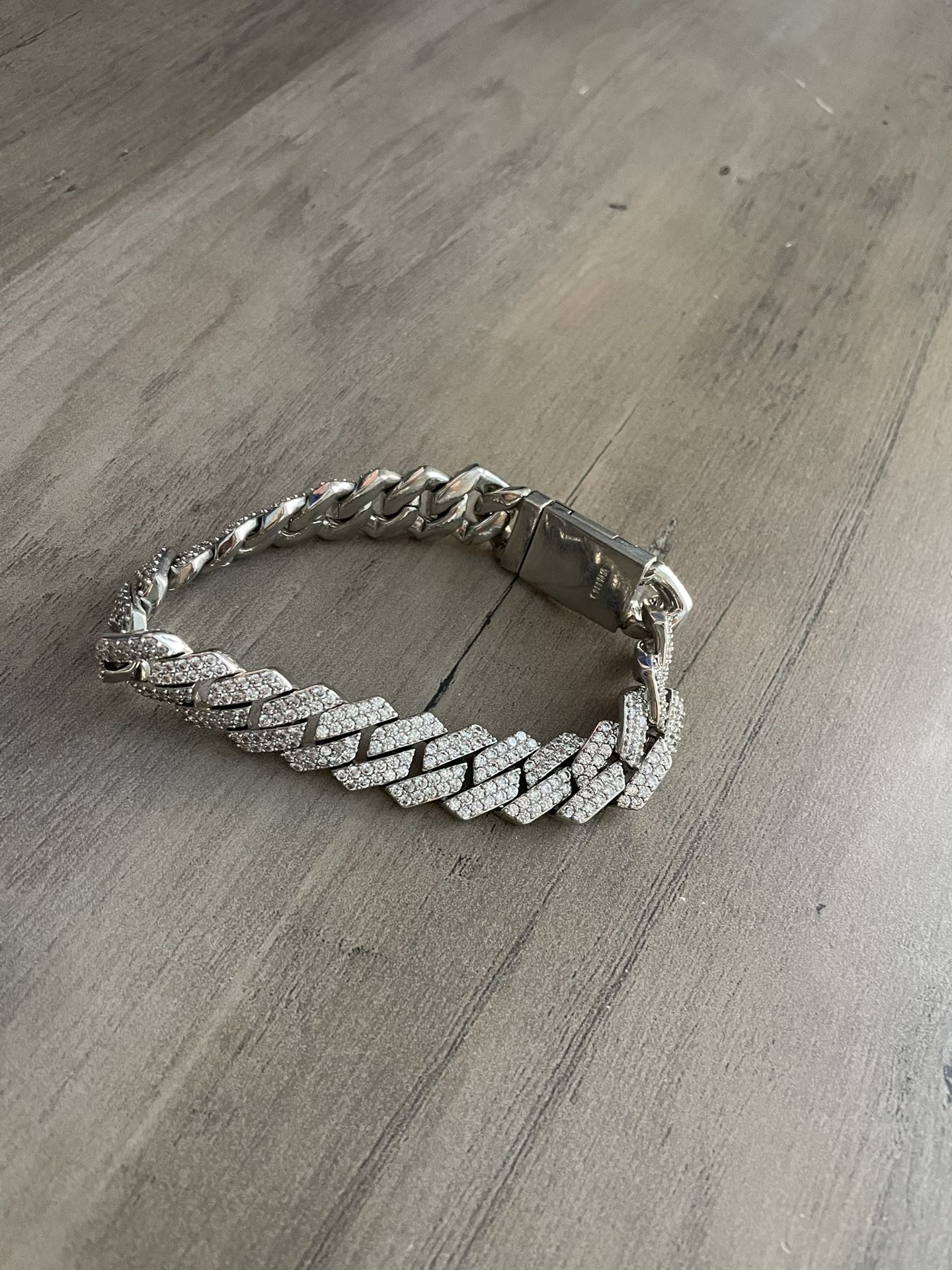 Cuban bracelet