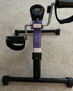 LEG EXERCISER
