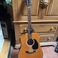Johnson dreadnought   Acoustic Guitar Steel Strings 60.00