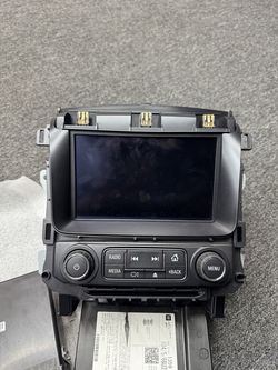 Stereo for 2015-2020 Chevy Tahoe