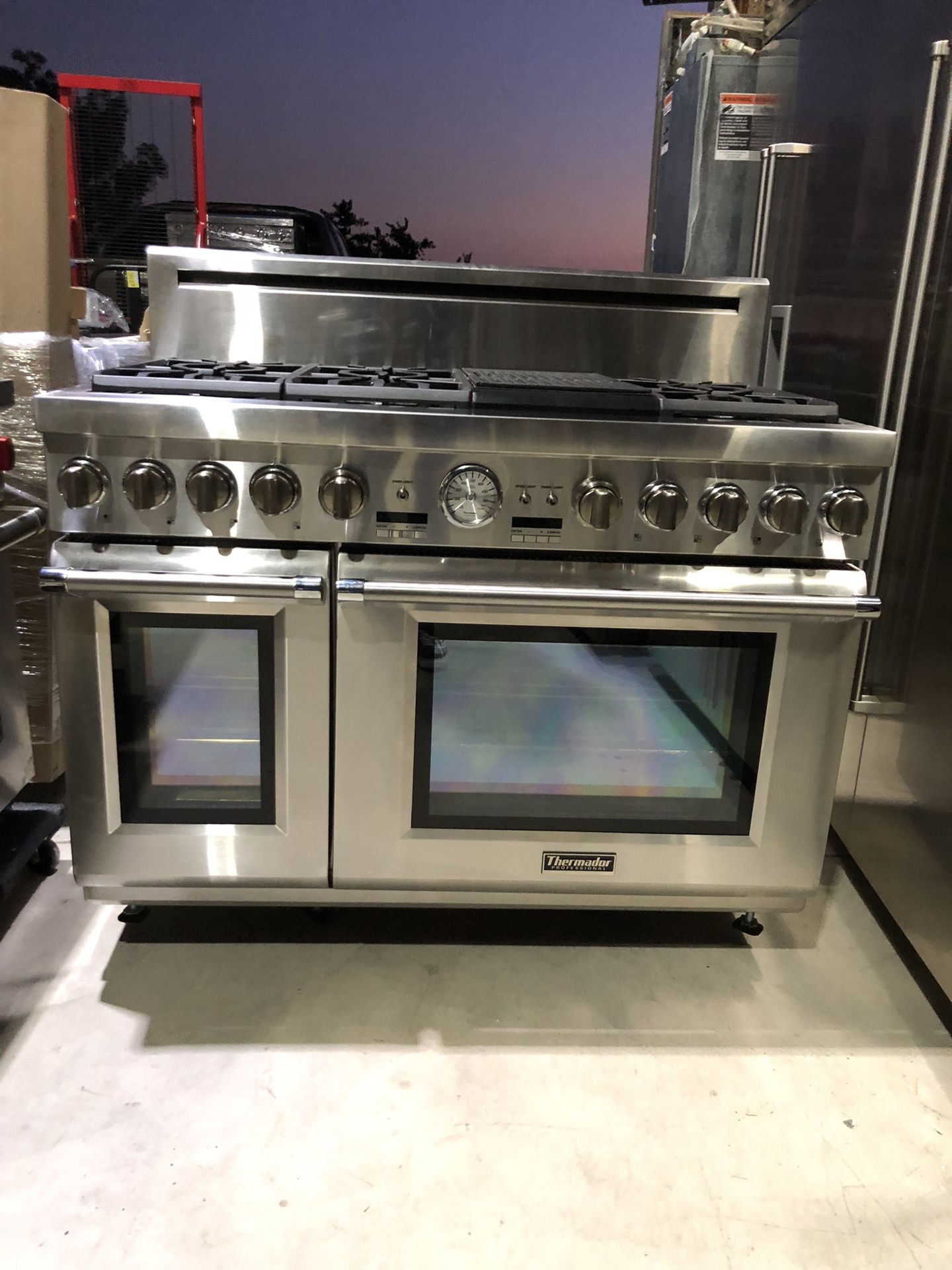 Thermador 48” Stainless Steel Gas Range Stove
