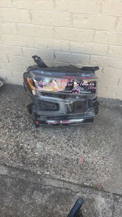 2019-21 Chevy Silverado Right Headlight 