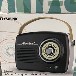 Vintage Bluetooth Wireless Speaker With Radio
