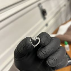 10k Solid White Gold CZ Heart Pendant