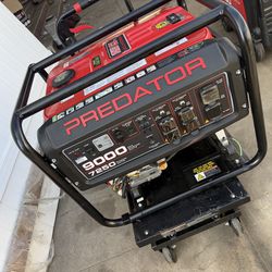 PREDATOR 9000 Watt Gas-Powered Portable Generator with CO SECURE T
