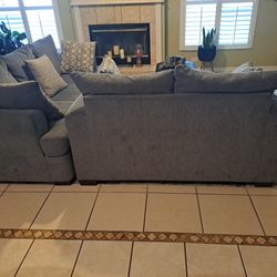 Sofa.