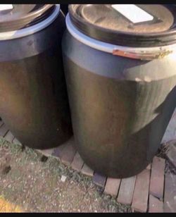Clean 55 gallon barrels $25 each (Still Available)