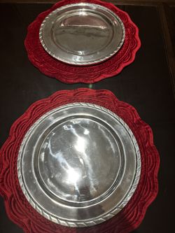 Set of 4 Metal Chargers 