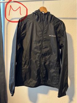 Men's Outerwear Lot (8 Jackets) - Columbia, The North Face, Snoopy Sherpa, RSQ (Size M/L)