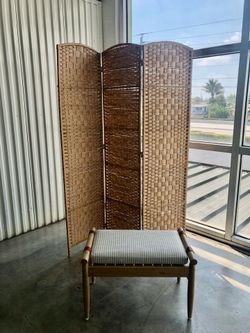Room divider
