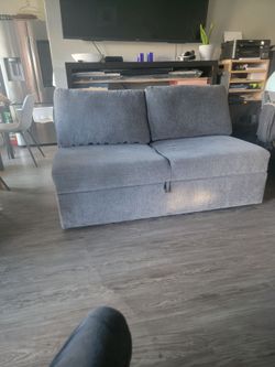Love seat