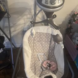 Graco Simply Sway Swing 