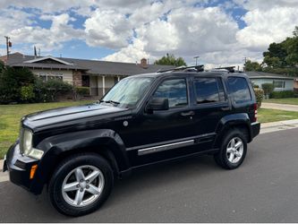 2010 Jeep liberty runs excellent