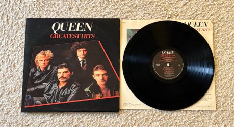Queen “Greatest Hits” Vinyl Lp 1981 Elektra Records Original 1st AR Press Not Reissue Very Nice Copy Rock.