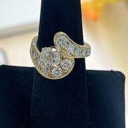 Ladies Diamond Ring