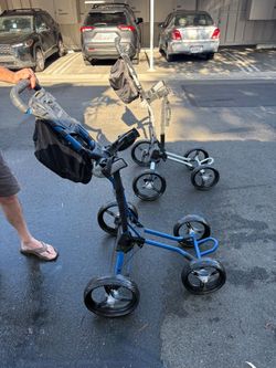 Golf club buggies